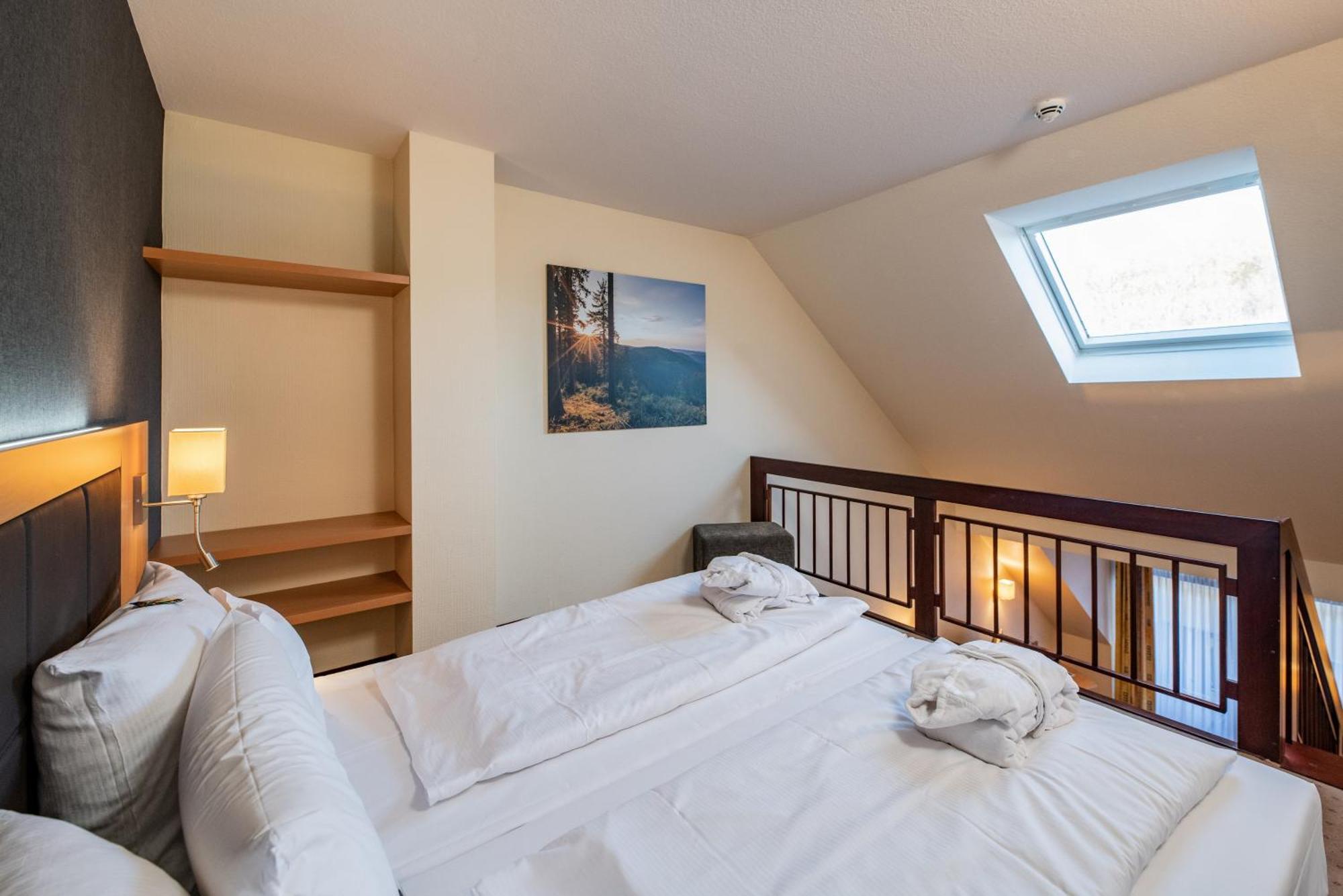 Goebel'S Seehotel Diemelsee Ngoại thất bức ảnh